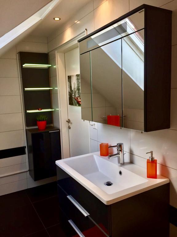 Ferienwohnung H&H Happy Holiday Фельден-ам-Вертерзе Екстер'єр фото