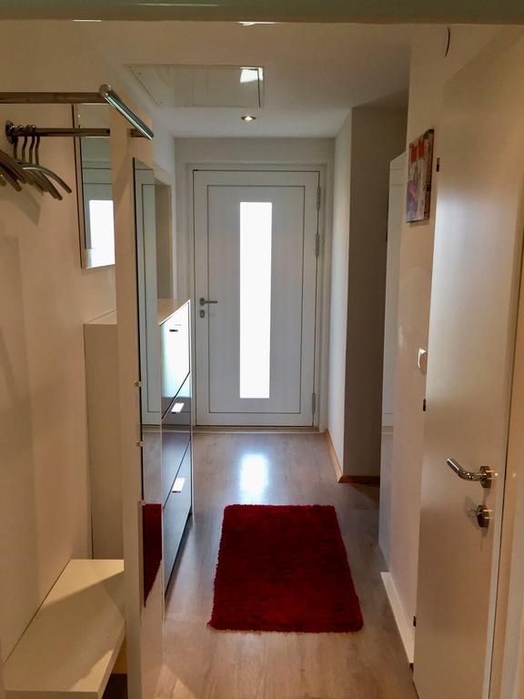 Ferienwohnung H&H Happy Holiday Фельден-ам-Вертерзе Екстер'єр фото